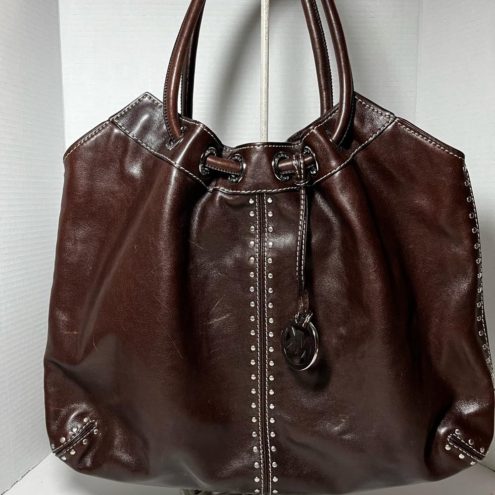Michael Kors Leather Shoulder bag